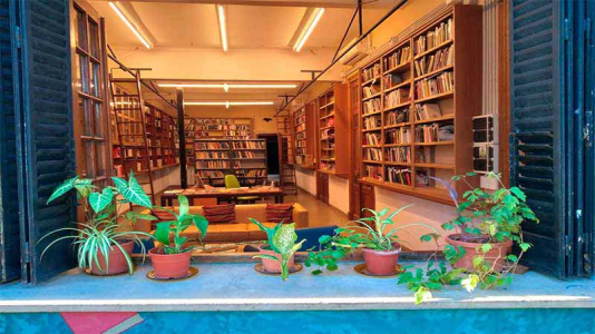 Eventos en el SUM de la Biblioteca